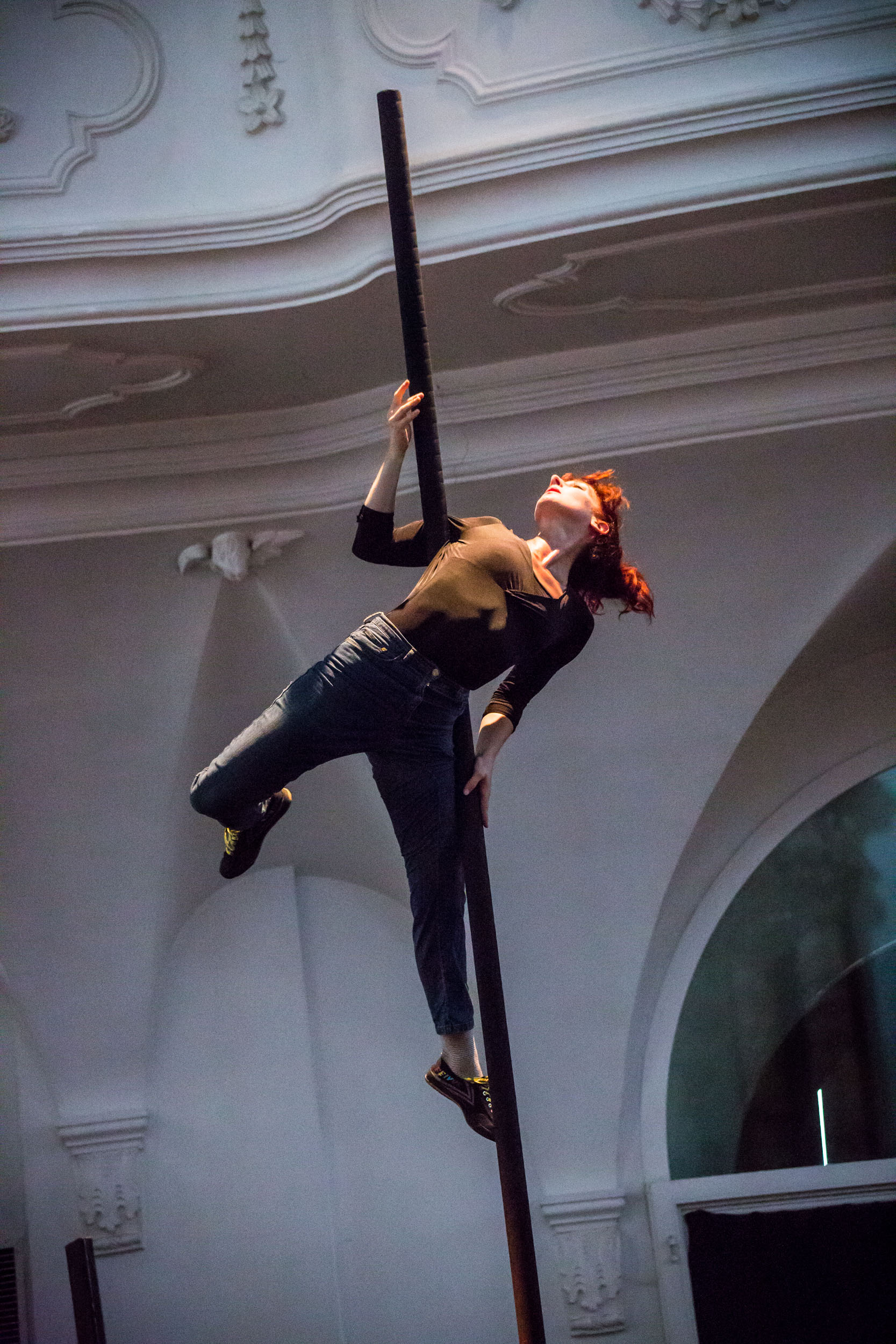 Céline Ribordy-4Gnoko Bok Scène du spectacle Gnoko Bok