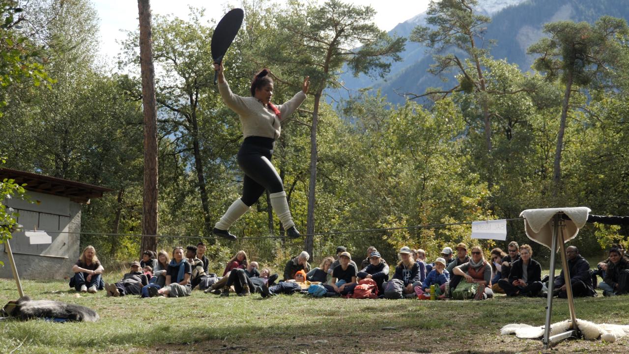 Nez NoirPHOTO-2024-10-07-17-21-51 3Michael Hartwell Scène du spectacle "Nez Noir"