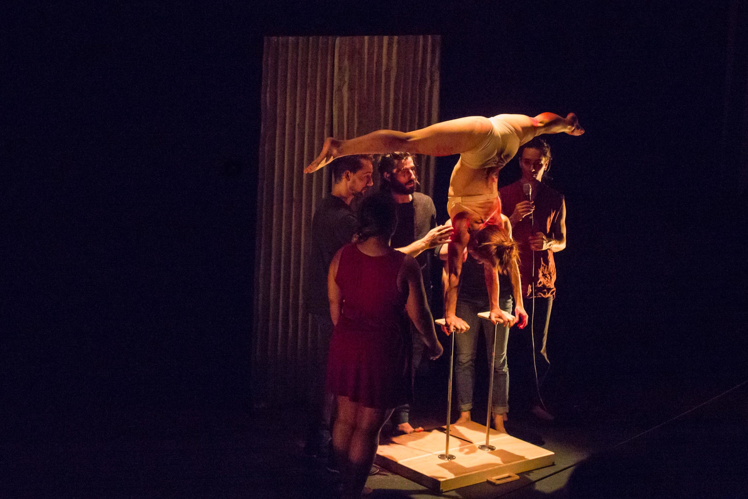 photo Céline Ribordy 2Scintilla Scène du spectacle "Scintilla"